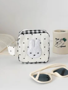 Túi đựng máy ảnh lấy liền hình thỏ Miffy, thiết kế chấm bi kẻ caro, đầu thỏ Miffy mềm mại đáng yêu, chất liệu vải nhung và vải mềm, thiết kế nhỏ gọn, phù hợp với máy ảnh Fuji Instax Mini 11, lớp lót kẻ ô, lý tưởng để sử dụng hàng ngày và cất giữ máy ảnh khi đi du lịch, hoàn hảo cho người hâm mộ Miffy, người yêu thích phim hoạt hình, sinh viên và nhân viên văn phòng, cũng là một món quà tuyệt vời cho người thân yêu. - Màu be - Xem 3