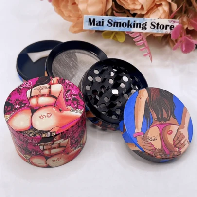 مطحنة معدنية جنسية للأعشاب 4 طبقات، مدقة يدوية من سبيكة الزنك لطحن التبغ والعشب، أداة لتدخين السجائر والسيجار، إكسسوارات تدخين هدية