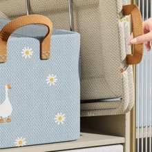 1 pieza/2 piezas/3 piezas Cajas de almacenamiento plegables y cestas de almacenamiento de tela - Organizadores de alta calidad para el hogar, la sala de estar, el dormitorio y la residencia estudiantil. Compañero de almacenamiento ideal para el dormitorio, accesorio práctico para el dormitorio para organizar artículos diversos, ropa, ropa interior, calcetines, etc. Artículos del hogar esenciales para un almacenamiento eficiente y un espacio ordenado.