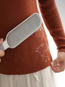 1pc Lint Remover, Dust & Hair Removal With Retractable Storage Box, Household Pet Hair Static Brush, Dual-Sided Lint Brush, Pet Hair Remover - Light Grey - View 2