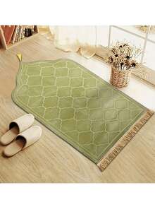 1件精美加厚法兰绒伊斯兰毯 - 防滑、柔软耐用，带流苏，适合家庭祈祷和节日祈祷。