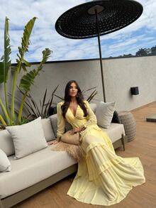 Vestido Longo em Chiffon de Mangas Longas com Decote nas Costas - Casamento Natal Madrinha Festa Madrinha Confortável Praia Verão - Ano Novo Natal Revéillon Camadas - Amarelo - Visão 4