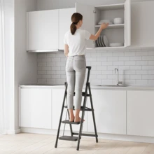 はしご 脚立 折り畳み脚立 踏み台 4段 折り畳みはしご 脚立 ペダルすり止めつき 掃除 コンパクト 折り畳み式で収納 安全 頑丈 滑りにくい 組み立て不要 持ち運び簡単 ホワイト - ブラック - チェックする 12