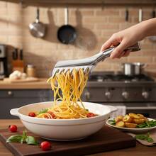 【厨房必备不锈钢食物夹】采用不锈钢材质，坚固耐用。独特的锯齿状手柄设计，轻松夹取意面、炸鸡腿、油炸食品等，不易滑落。适用于烹饪、摆盘、派对服务等多种场合。无论是日常居家使用还是活动餐饮，它都是您厨房的得力助手，让食物准备更加优雅高效。