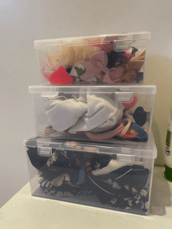 1 pieza Organizador de maquillaje transparente con tapa y cierre, estuche portátil a prueba de polvo para esponjas de maquillaje/compactos de polvo, apilable