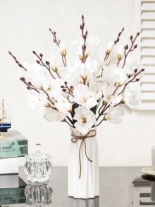 Nejlue Artificial Flowers/Plants1111 Home & Living 1束人造玉兰花、人造百合花、白色人造花束、婚礼新娘捧花、家居装饰、房间装饰、桌面装饰、婚礼装饰、卧室装饰、花园装饰、室内外装饰人造植物 - 白色 - 查看 3