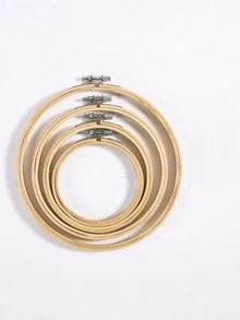 A Set Of 4-Piece Bamboo Material Handmade DIY Cross Stitch Embroidery Frame Set, High-Quality And Durable Embroidery Hoop Frame Embroidery Bamboo Embroidery Frame Set, Handmade DIY Cross Stitch Ribbon Embroidery Circle Embroidery Support Tool - Khaki - View 1