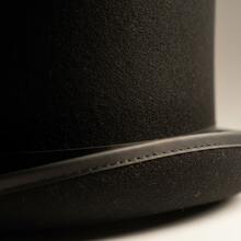 Classic Vintage Black Top Hat,Felt Texture,Durable Polyester Material,Solid Color Hard Top,Retro Formal Style,Suitable For Halloween,Steampunk Party,Formal Dance,Men's Formal Occasions,Cosplay Events,Retro Themed Gatherings - Multicolor - View 3