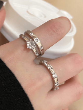 Set de 3 anillos de circonita minimalistas y versátiles