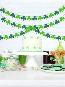 一套毛毡三叶草花环装饰 | 圣帕特里克节装饰，悬挂式绿色三叶草花环，适合爱尔兰主题派对，多色绿色和浅绿色，毛毡三叶草花环装饰，圣帕特里克节花环旗帜，绿色三叶草花环，圣帕特里克节装饰，教室壁炉派对礼品 - 彩色 - 查看 1