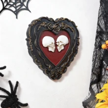 1 Stück Halloween Deko Harz Herz Schädel Heim Dekoration Hängende Verzierung, handgefertigtes ABS Harz Herz Schädel geformtes Kunsthandwerk Wanddekoration, geeignet für Wohnzimmer, Arbeitszimmer, Geschäft und Halloween, Tag der Toten Dekoration - Verschiedenfarbig - Übersicht 5