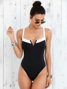 Áo tắm liền thân màu trơn gợi cảm cổ chữ V phối màu tương phản, thích hợp cho kỳ nghỉ hè, đi biển, phong cách thanh lịch. - Đen và trắng - Xem 3