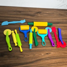 Kit de 6 peças coloridas para modelagem em argila - Inclui moldes de plástico em formato de animais + acessórios, cores sortidas, ideal para artesanato em argila, conjunto de moldes com temas de animais, flores e letras, ferramentas completas para modelagem manual.