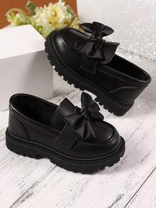 1 Pair Girls' Princess Black Soft Leather Flat Shoes, Cute Loafers With Bow, Round Toe Anti-Slip Thick Sole, Suitable For 3-15 Years Old Girls For Party, Vacation, Daily Wear, Dance, 2025 Spring/Autumn New Arrival