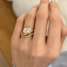 2pcs Luxury Women's Engagement Ring Set With Teardrop Zirconia Stone Decor, Suitable For Daily Wear, Wedding Anniversary, Party, Jewelry, Valentine's Day, Birthday Gift - Gold - View 3