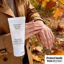Elizabeth Arden White Tea PURE INDULGENCE HAND CREAM CREME Pour Les MAINS DOUCEUR ULTIME NET WT. 1 OZ 28g 30mL - White - View 2