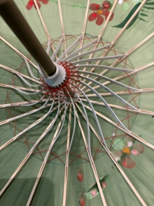 Paquete de 5 sombrillas de bambú para decoración de bodas, ideales para decoraciones y accesorios de festivales y bodas. Sombrillas de novia tradicionales hechas a mano, elegantes accesorios para fotos y fiestas. - Verde - Ver 8