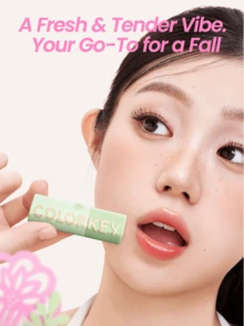 COLORKEY Light Chasing 唇部精華液式液態唇膏，高顯色水光亮澤唇膏，不黏膩防暈染滋潤，淡化唇部細紋，柔和甜美香氣，適合女性日常妝容 - O022 Glazed Tangerine - 查看 7