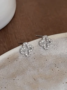 1只时尚小巧银色四叶草耳环，适合女性，情人节、母亲节礼物 - 四葉草 - 查看 7