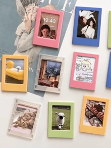 3英寸横向塑料磁性相框 - 边缘光滑,经久耐用,复古胶片照片夹,摄影爱好者和家居装饰爱好者的理想之选 | 卧室、书房、客厅、办公室、厨房墙面装饰的完美照片展示纪念品 | 圣诞节、情人节、生日、新年和其他节日的理想礼物,珍藏美好瞬间 - 彩色 - 查看 4
