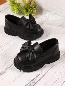 1 Pair Girls' Princess Black Soft Leather Flat Shoes, Cute Loafers With Bow, Round Toe Anti-Slip Thick Sole, Suitable For 3-15 Years Old Girls For Party, Vacation, Daily Wear, Dance, 2025 Spring/Autumn New Arrival