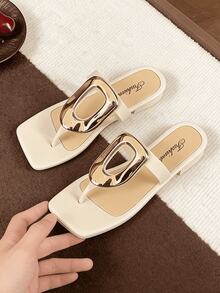 厚底拖鞋凉鞋，夏季金属扣人字拖凉鞋，时尚方头镂空百搭金属扣露趾人字拖，复古别致人字拖凉鞋，法式低跟女士拖鞋 - 米色 - 查看 7