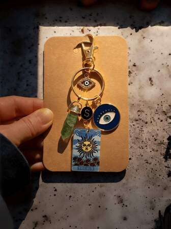 1 st natursten grön kristall onda ögat, planet, sol, måne, turkos hänge nyckelring, ryggsäcksberlock, bilnyckelring, liten present till vardagsbruk (storlek S)