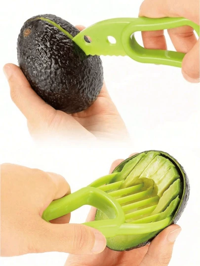 1件透明牛油果保鲜套装，带盖，包含牛油果工具套装、水果储存容器和三合一牛油果切片器，适合户外活动、露营和开学季使用。