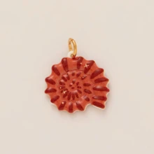 1 pieza Colgante de joyería con forma de concha marina y pez chapado en oro de 18K, de moda y colorido, resistente al agua y a la decoloración, para collar, pulsera, pendientes, llavero, bolso, accesorio de joyería para mujer, dije para billetera, pequeño colgante, regalo