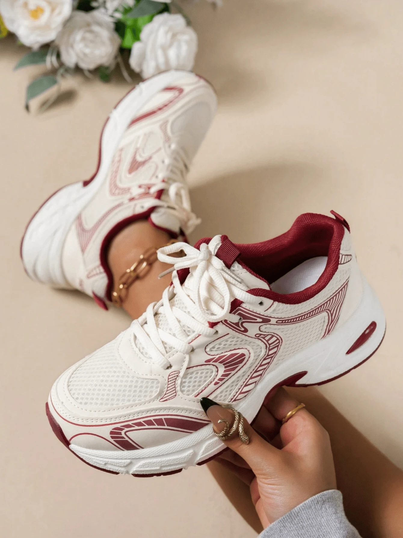 New Style Women's Casual Sports Shoes, Platform Sports Shoes, White Lace-Up Round-Toe Blended Material, Breathable, Versatile, Printed Graffiti, College Style, Suitable For Students, Outdoor Hiking, Casual Wear And Commuting.