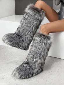 EdgyElongate Women's Winter Christmas Fur Boots Fuzzy Fluffy Round Toe Suede Booties Flat Heel Slip On Furry Snow Boots Fashion Warm Fluffy Shoes - 長款灰色 - 查看 3