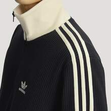 Adidas Adicolor Inspired Vintage Track Jacket For Men & Women - Retro Waffle Knit Slim Fit Sports Top, Lightweight Athletic Running Jacket With Zip Up Front & Contrast Stripes, 80s 90s Y2K Retro Sports Fashion Outerwear, Breathable Cropped Track Top For Gym Jogging Tennis, Casual Streetwear Jacket With Ribbed Cuffs & Collar, Classic Adidas Style Tracksuit Jacket For Daily Wear, Unisex Vintage Sportswear Windbreaker For Spring Autumn - Xem 5