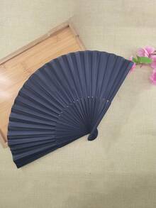 黑色经典折叠手扇，夏季降温佳品，优雅时尚的黑色折叠扇，方便携带，可轻松放入包中，适用于婚礼、派对、演出、舞蹈、家居装饰、节日、生日礼物、毕业礼物等多种场合。 - 彩色 - 查看 16