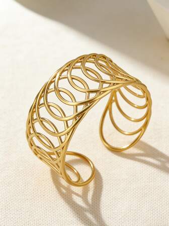 1pc Fashionable Asymmetrical Hollow Geometric Line Design Stainless Steel Bracelet, Suitable For Women's Daily Outings Or Party Wear, Also Makes A Stylish Gift For Family And Friends