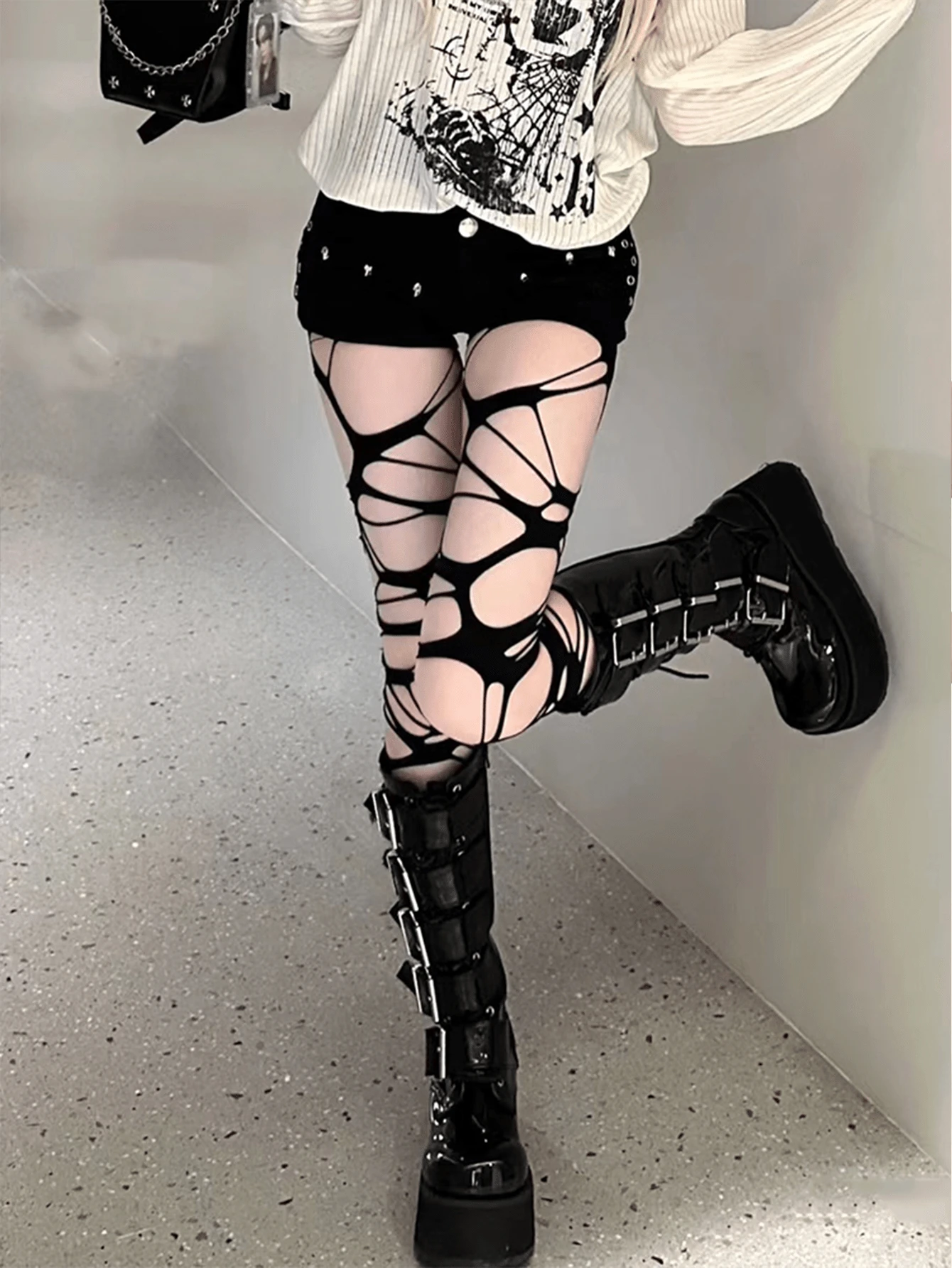 1双破洞袜，不规则黑色丝袜，七分裤，女士薄款及春夏连裤袜，性感渔网袜，打底裤和网眼袜，JK/Y2K辣妹套装 - 黑色 - 查看 1