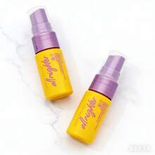 Urban Decay 定妆喷雾 15ml 保湿配方：超轻盈，柔滑肌肤配方，持妆长达 16 小时，不干燥，全天保持肌肤清爽，完美锁妆，提升肌肤水分，适合干性和混合性肌肤，不卡粉、不结块，清爽喷雾打造水润自然的妆效，从早到晚持久不脱妆。 - 黃色 - 查看 9