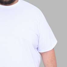 camiseta plus size Cristã Ele vive streetwear gospel conferencia - Branco - Visão 3