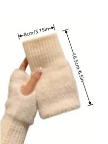 2/4pcs Plush Half-Finger Gloves, Warm Accessories In Winter, Warmth And Softness, Half-Finger Design (Bare Finger+Wrist Guard) Focuses On "Warmth And Flexibility", Which Is Used In Many Scenes, Such As Office Typing, Learning To Write, Mobile Phone Operation And Other Scenes That Require Flexible Hands - Multicolor - View 4