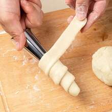 10/20/30pcs Cream Cone Mold Set, 4.76 Inches (Approx. 12cm), Non-Stick With Slanted Edge, Stainless Steel Material, Suitable For Baking Cannoli, Cream Puffs And Desserts, DIY Baking Tool - Silver - View 5