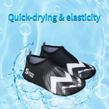 Black & White Zigzag "SHOW TIME" Casual Slip-On Shoes, & Unique Design, Lightweight & Breathable, Combining Comfort Of Casual Shoes And Convenience Of House Slippers, Suitable For Relaxing At Home, Pool Activities, And Short Trips, Unisex Fashionable Sneakers, Eye-Catching Daily Essential - Black - View 3