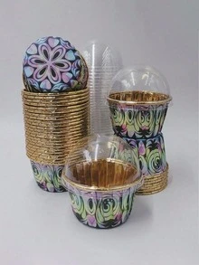 25/50 件带图案的纸质烘焙杯套装 - 圆形纸杯蛋糕衬垫，表面光亮耐热 - 多功能蛋糕包装纸，适用于婚礼、生日和季节性派对 - 各种节日主题，如圣诞节、万圣节、复活节、感恩节、情人节