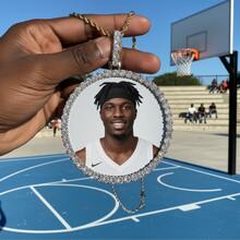 Customized Personalized Oversized Solid Photo Frame For Boys, Customized Photo Pendant With Full Diamond  Copper Jewelry, Customized Unique Necklace - 彩色 - 查看 4