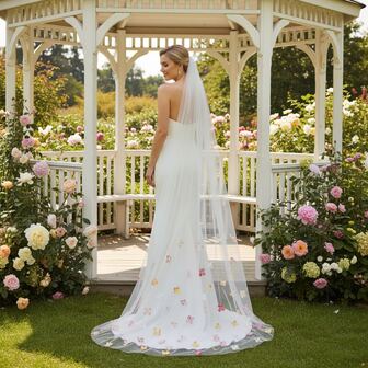 1pc 230cm Floral 3D Flower Applique Bridal Veil With Comb, Wedding Ceremony Veil Accessory