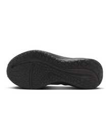 Nike Downshifter 13 宽楦轻便耐穿，缓震性能出色，适合日常健身、通勤和公路跑步。舒适的户外休闲运动鞋。简约设计，用途广泛，是运动必备单品。 - 黑色 - 查看 3
