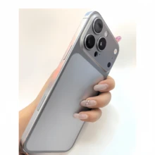 全新升级【兼容 13 Pro/14 Pro/15 Pro/16 Pro至17 Pro Max后盖保护膜，一键安装】超薄柔韧后盖保护膜，易于安装，防指纹，防刮花，纤薄贴合，快速升级至新款，瞬间拥有新手机 - 銀色 - 查看 3