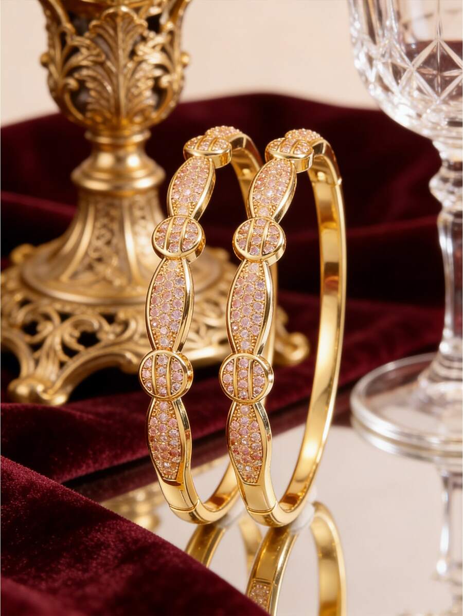 1 Pc - Copper Bracelet Perfect For Everyday Commuting. The Zirconia Has A Subtle, Understated Sparkle. It's Suitable For Pairing With A Shirt At Work Or A Skirt After Get Off Work, Making It Perfect For Commuting Or Dates. It's Elegant And Effortless. - Gold - View 1