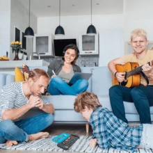 密码破解棋盘游戏 - 经典智力对抗益智玩具，逻辑思维开发家庭娱乐游戏，居家、旅行、节日、生日、圣诞节、聚会、新年理想礼物 - 彩色 - 查看 5