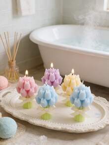 这款郁金香造型的手持花香蜡烛营造出浪漫的氛围，是特殊场合送给爱人的理想礼物。它是一款手工制作的花香蜡烛，装在香薰玻璃罐中，采用大豆蜡制成，散发着薰衣草的香气，并配有阳光捕捉器。 - A - 查看 5