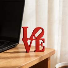 红色LOVE木质字母桌面摆件，浪漫桌面装饰，适合情人节情侣房间布置，可用于卧室、客厅、书架或咖啡桌摆放，创意礼物之选，为甜蜜的家增添温馨氛围，节日装饰。 - 紅色 - 查看 7