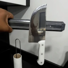 1pc Powerful Magnetic Kitchen Knife Wall-Mounted Storage Rack, Metal Knife Magnet Knife Rack Kitchen Tool,Maintenance Tool Storage, Stationery Storage, Kitchenware Storage, Suitable For Storing Various Iron Items, Gifts For Men, Birthday Gifts, Valentine's Day Gifts - Black - View 5